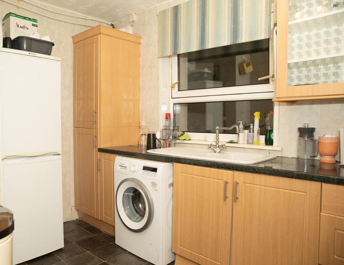 Stunning 2Nd Floor 2 Bedroom Massionette Apartment 글라스고 외부 사진